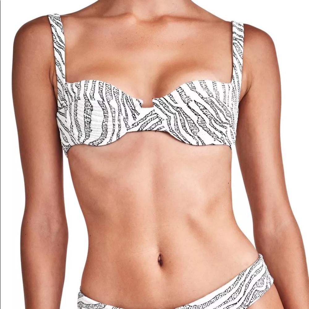 The Everly bikini TOP
